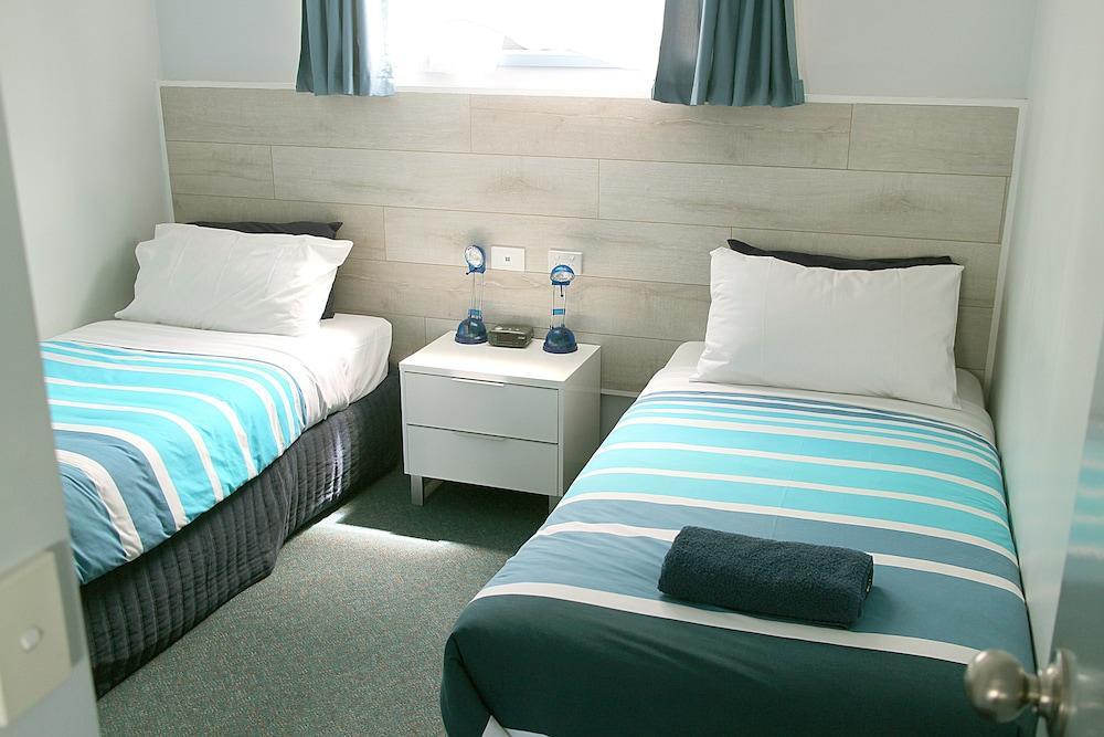 Apollo Bay Waterfront Motor Inn Экстерьер фото