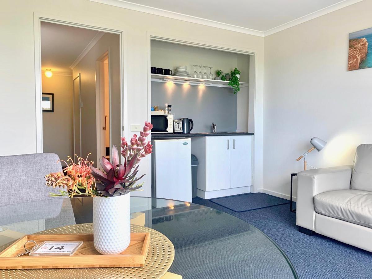 Apollo Bay Waterfront Motor Inn Экстерьер фото