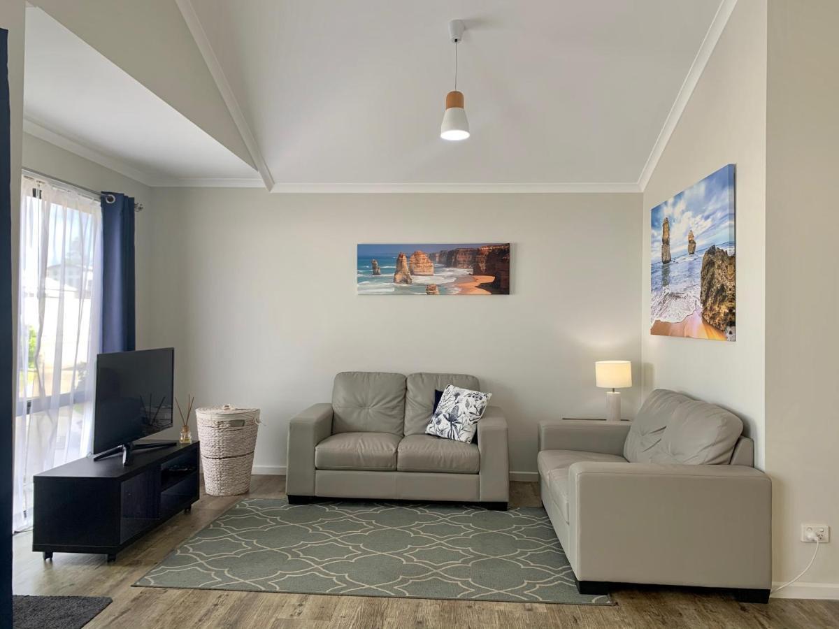 Apollo Bay Waterfront Motor Inn Экстерьер фото