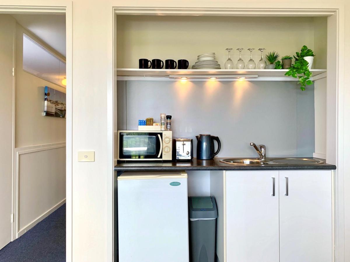 Apollo Bay Waterfront Motor Inn Экстерьер фото