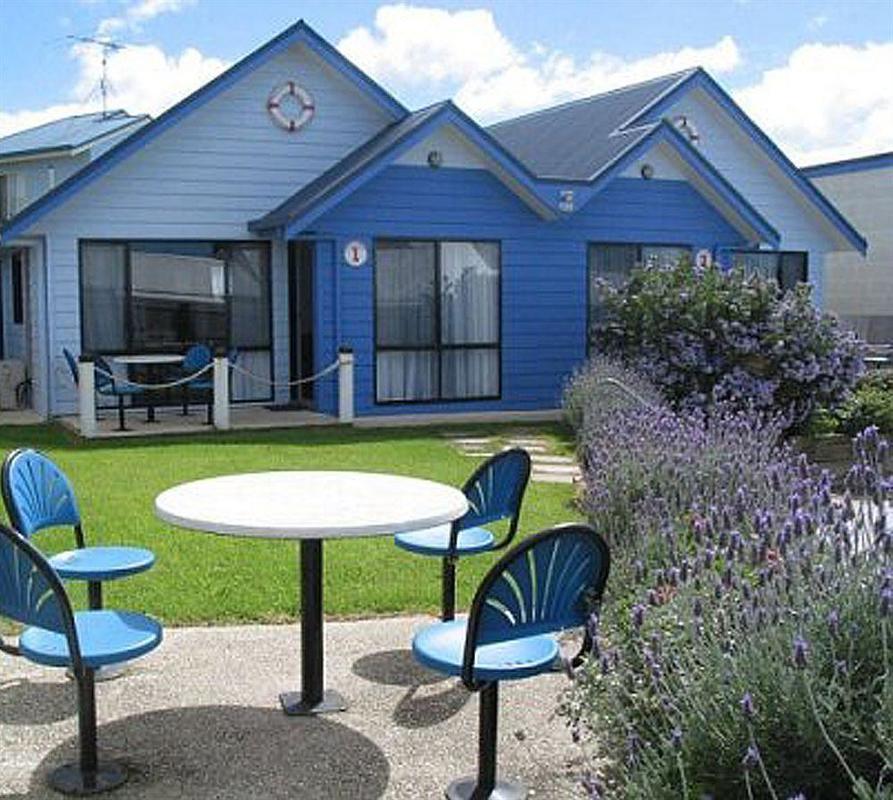 Apollo Bay Waterfront Motor Inn Экстерьер фото