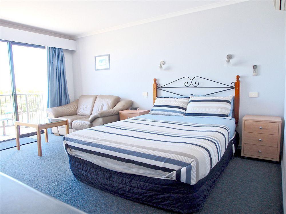 Apollo Bay Waterfront Motor Inn Экстерьер фото