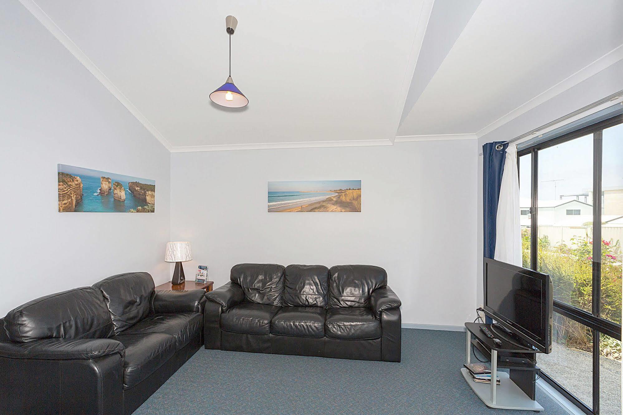 Apollo Bay Waterfront Motor Inn Экстерьер фото