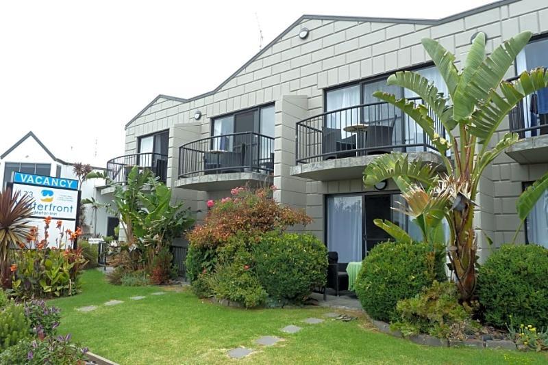 Apollo Bay Waterfront Motor Inn Экстерьер фото